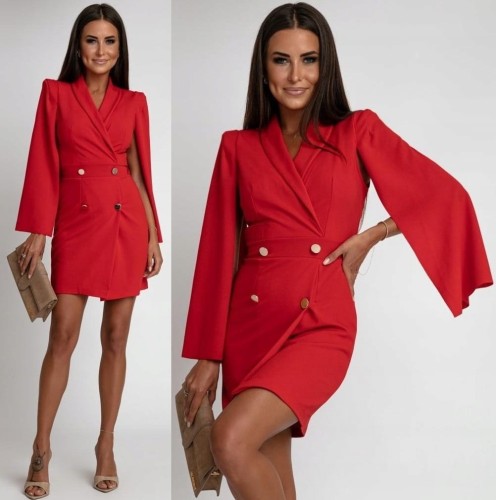 CZERWONA-SUKIENKA-MARYNARKOWA-A-LA-NIETOPERZ-ELEGANCKA-KOBIECA-NA-WESELE-Marka-Modmoza (1).jpeg