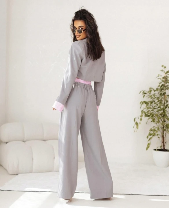 STYLOWY-KOMPLET-SET-DAMSKI-KROTKA-MARYNARKA-SZEROKIE-ELEGANCKIE-SPODNIE-Marka-inna (1).jpeg